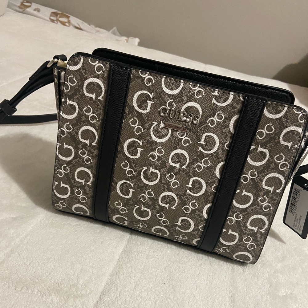 GUESS crossbody bag